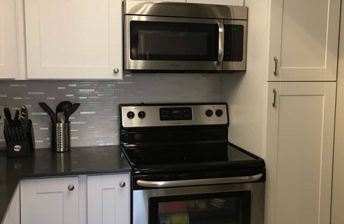 St. Johns Condo | HIP HIDEAWAY