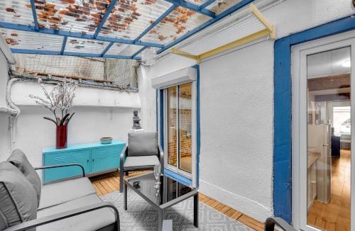 Saint-Cyprien Apartment | Hippolyte - Appt avec terrasse couverte