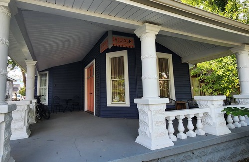 Columbus House | His or hers downtown retreat, walk to restaurants & entertainment