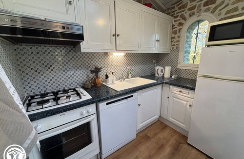 Saint-Vincent-Sterlanges Cottage | Historic Mill with Terrace & Fireplace, Saint-Vincent-Sterlanges
