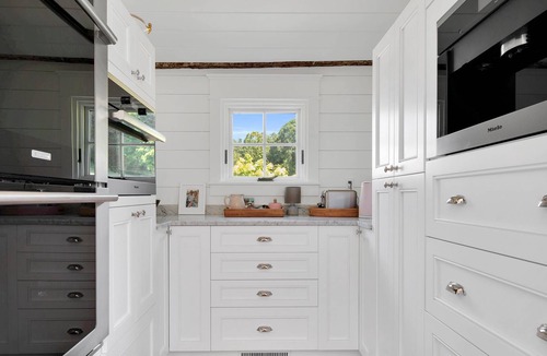 Marble Dale House | Historic 1750's farmhouse w/hot tub, outdoor fireplace and gym.