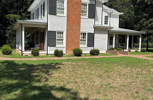 Lexington House | Historic 1885 C.A. Snider House