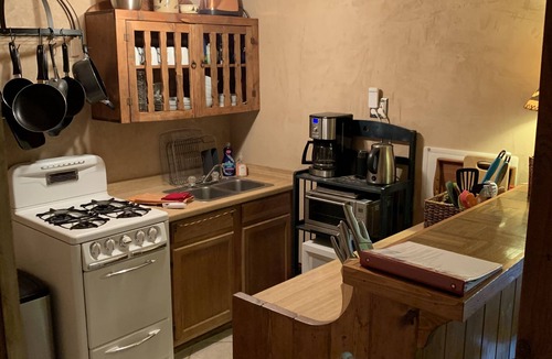 Cedar Crest Apartment | Historic 1925 Pine Cone Inn