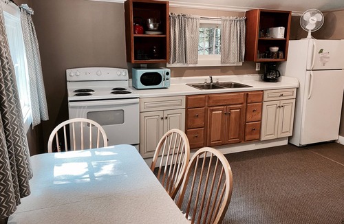 Marcell Cabin | -> Historic 1930's Cabin Steps to the LAKE! ~ FREE Resort Amenities Included!