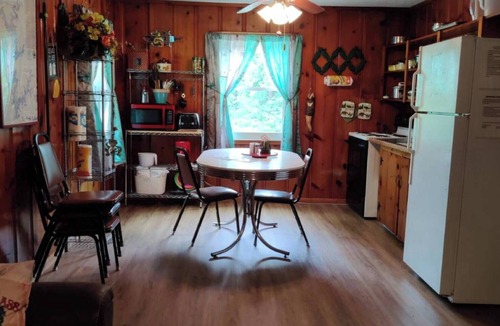 Elizabeth Resort | Historic 2 Bed Cabin w/pool access - Fish Cabin Share Save