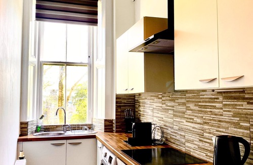 Paisley Apartment | Historic 2-Bed Paisley Retreat | Airport & Station