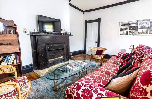 Homestead Apartment | Historic 3 Bed Apartment - Unique Experience