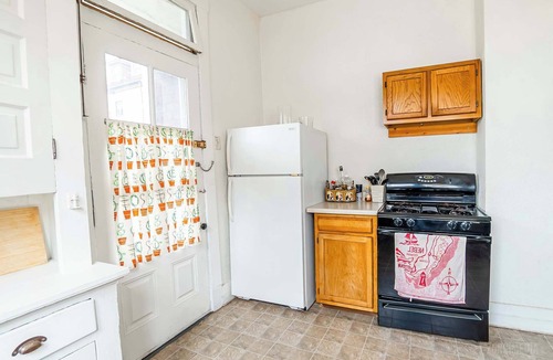 Homestead Apartment | Historic 3 Bed Home - Unique Experience