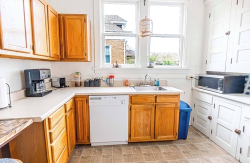 Homestead Apartment | Historic 3 Bed Home - Unique Experience