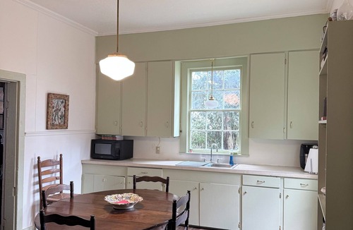 Washington House | Historic 3-bedroom house with AC in Washington