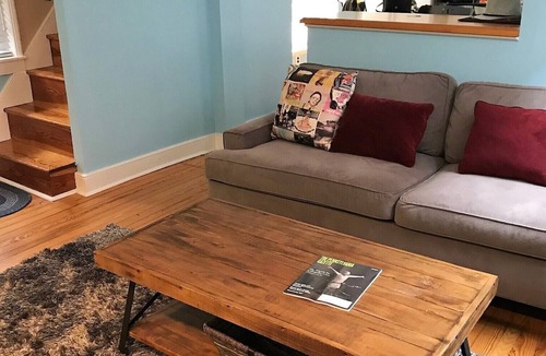 Gayborhood House | Historic 3 story Center City Row House near attractions -Washington Sq.