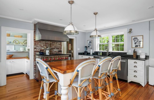 Barnstable House | Historic 5 bedroom gem - just a sidewalk stroll to local shops and beach