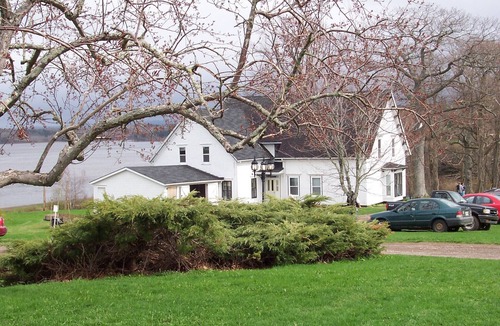 Tatamagouche House | Historic 7-Bed Oceanfront Home - Campbell House