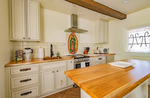 South Capitol Condo | Historic Adobe Casita Downtown - Spacious 465 Sq Ft + Patio
