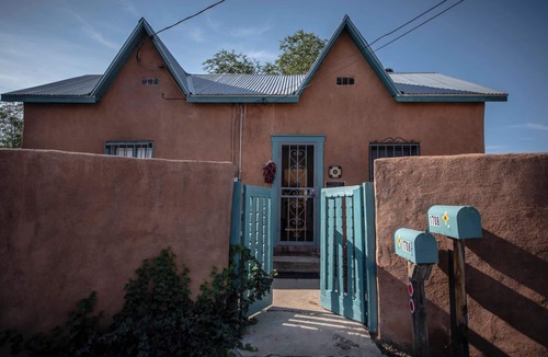 Los Griegos Cottage | Historic Adobe Home Near Rio Grande/Old Town/Zoo