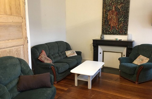 Toul Apartment | Historic apartment in Toul with sauna and private parking