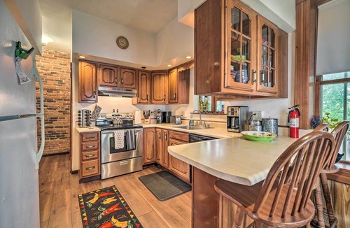 Plattsburgh Apartment | Historic Apartment - Half Mi to Lake Champlain!