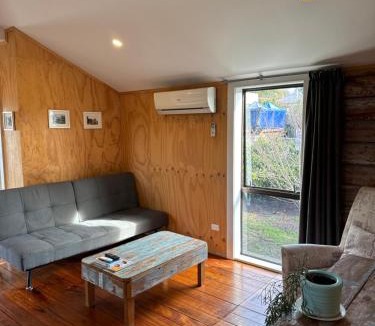 Tauranga House | Historic Barn Loft - Private & Spacious