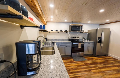 Greenville Apartment | Historic Barn Suites