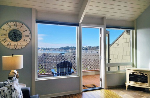 Historic Bayfront Condo | Historic Bayfront! Stellar Bridge & Bay Views! Bay Dreaming