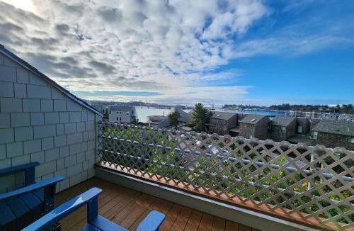 Historic Bayfront House | Historic Bayfront! Stellar Bridge & Bay Views! Bay Dreaming