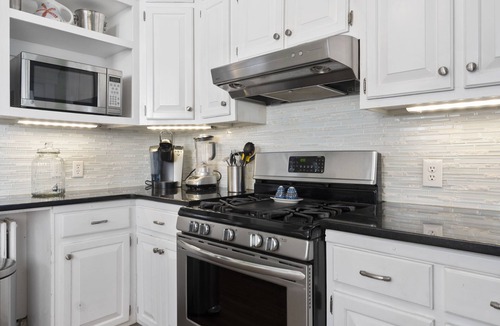 Willoughby Spit House | Historic Beachfront Home With Stunning Views Of The Chesapeake Bay!