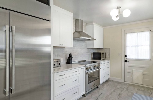 Columbia House | Historic, Beautifully Renovated Home