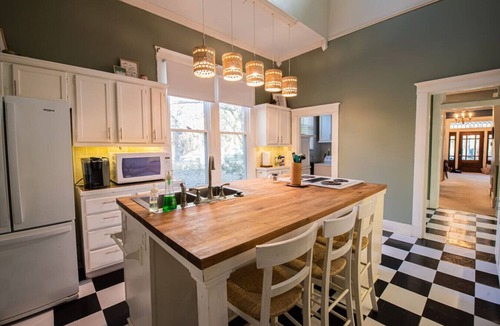 Ferndale House | Historic Beauty in WLR