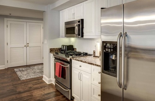 Asheville Condo | Historic Biltmore Area Renovated Condo