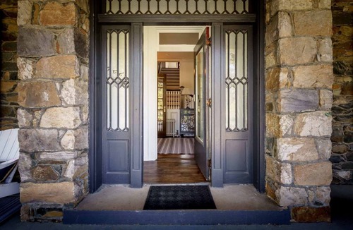 Coffeyville House | Historic Bluemont Belle Estate