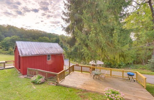 Boonsboro House | Historic Boonsboro Vacation Rental w/Grill