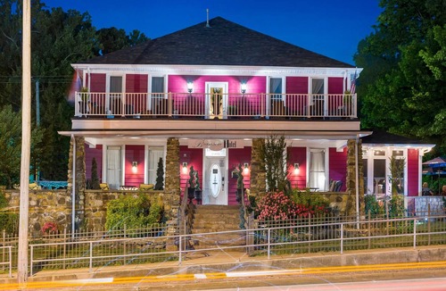 Downtown Branson Hotel | Historic Branson Hotel ~ Downtown ~ Haven Suite