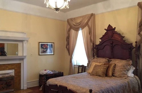 McComb House | Historic Brentwood