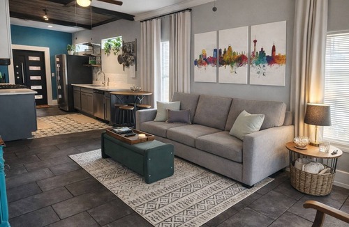 Eastside Promise Neighborhood House | Historic Bungalow in East Downtown San Antonio