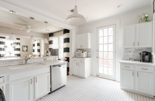 Central Oklahoma City House | Historic Bungalow Walkable District - Holiday Home