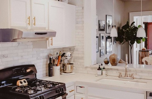 Central Oklahoma City House | Historic Bungalow Walkable District - Holiday Home