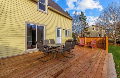 Holyrood House | Historic 3BR W/Modern Comforts In Holyrood