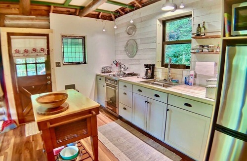 Eureka Springs Cabin | Historic Cabin, Peaceful, Waterside, Patio Firepit