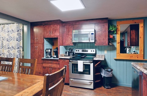 Gatlinburg Cabin | Historic Cabin with Private Hot Tub - Walk Downtown - NOT A CONDO!