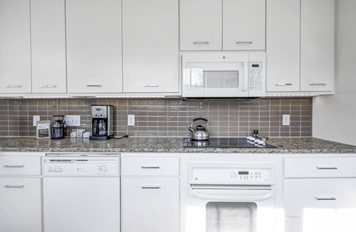 Columbia House | Historic Carriage House