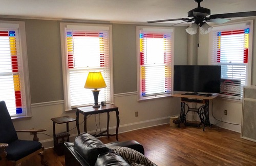 Cazenovia House | Historic Cazenovia Village-Lincklaen Apt