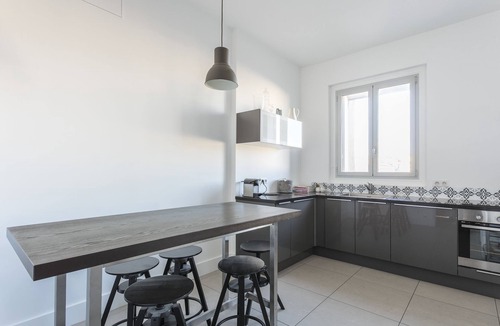 Gambetta Apartment | Historic center Clim/AC View and Comfort ★