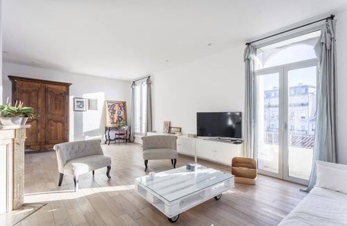 Gambetta Apartment | Historic center Clim/AC View and Comfort ★