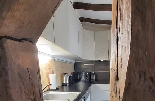 Old Town Apartment | Historic center Tours, comfort, charm 2/4 p