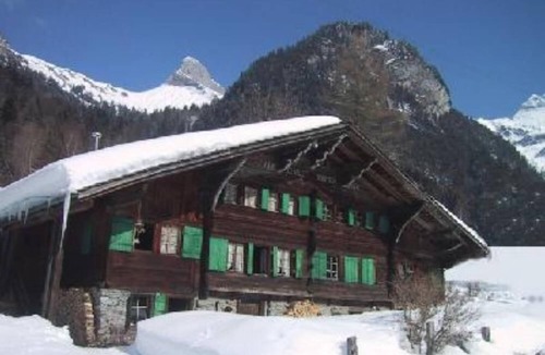 Les Plans-sur-Bex Ski Chalet | Historic chalet from 1714 in Plans-sur-Bex, Gryon-Villars-Les Diablerets