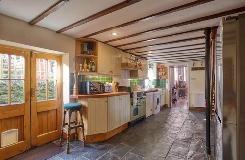 Saint Goran House | Historic Chapel, Great Facilities nr Beaches