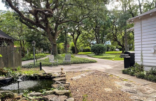 Hattiesburg House | Historic Charm in the Oaks District