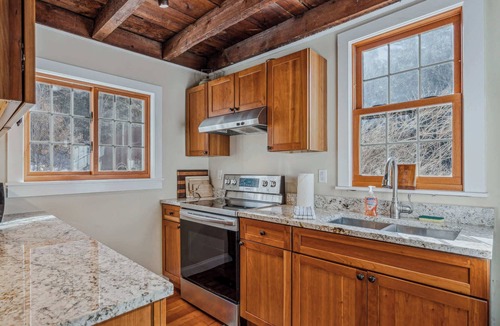 Taftsville House | Historic Charm, Located On the River - Rustic Chic