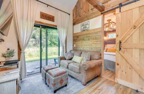 Moscow House | Historic Charm + Modern Luxury: 6 Mi to Stowe Mtn