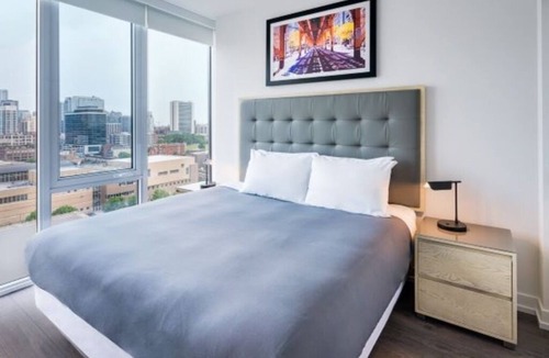 Near North Side Hotel | Historic Charm & Modern Luxury in Chicago’s Iconic Old Town - Stay Level!